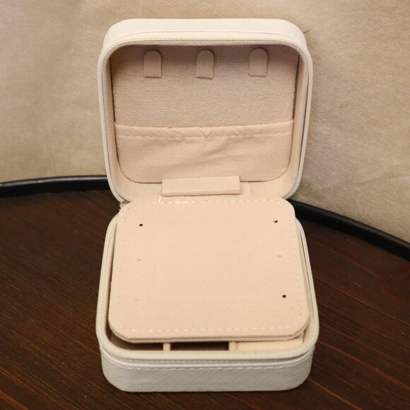 Small White Travel Jewelry Case With Mirror & "Love You More" Text - Picture 8 of 11